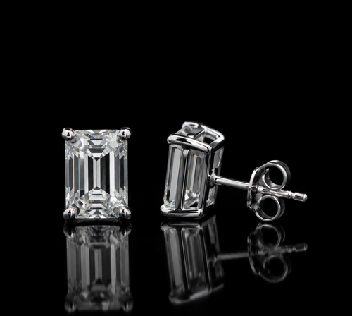 Emerald Shaped Earring